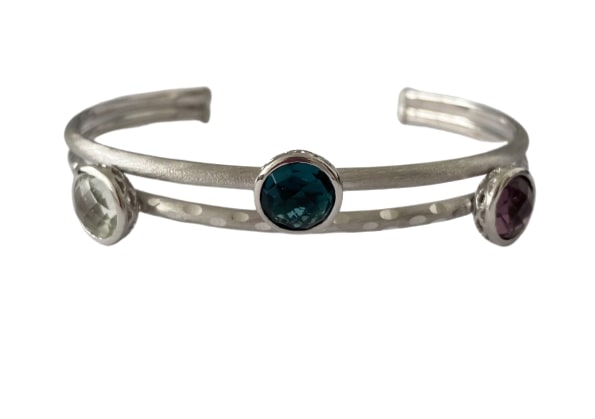 BRACCIALE CON PIETRE NATURALI