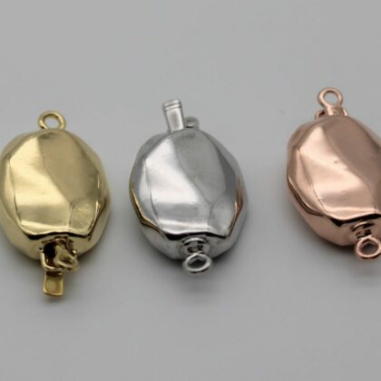 Chiusura ovale martellata