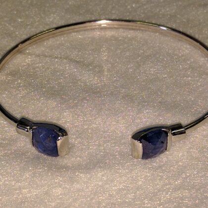 BRACCIALE CON ZAFFIRO 12x12