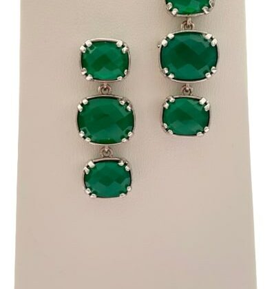 Orecchini con pietre naturali