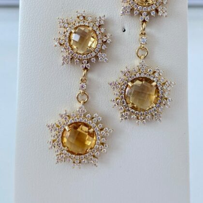 Orechini con pietre naturali e zirconi