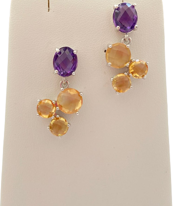 Orecchini con pietre naturali