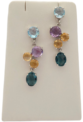 Orecchini con pietre naturali