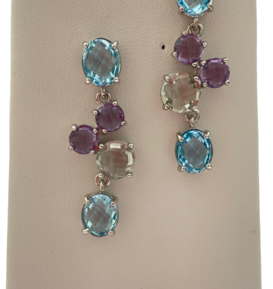 Orecchini con pietre naturali