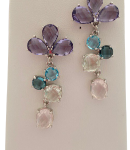 Orecchini con pietre naturali