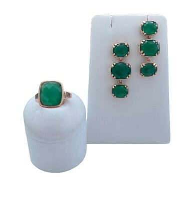 Parure con pietre naturali