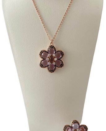 Parure con anello e collana con pietre naturali e zirconi