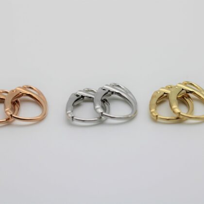 Orecchini a monachella chiusa