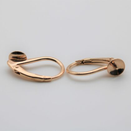 Orecchini a monachella chiusa con attacco per le perle