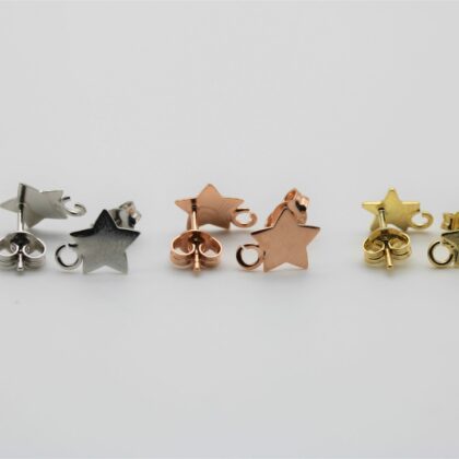 Orecchini a perno forma a stella