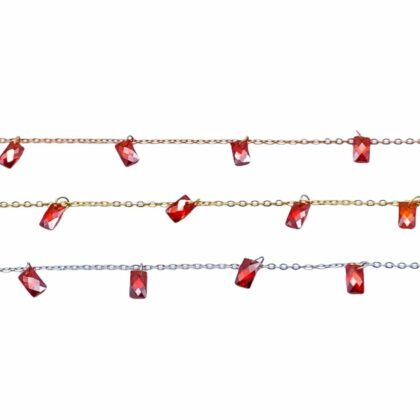 Catena con zirconi rosso granato, taglio baguette
