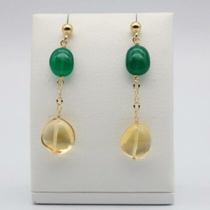Long earrings with smooth stones