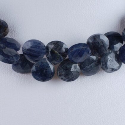 Filo di gocce a castagna, iolite