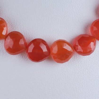 Filo singolo a goccia, corniola