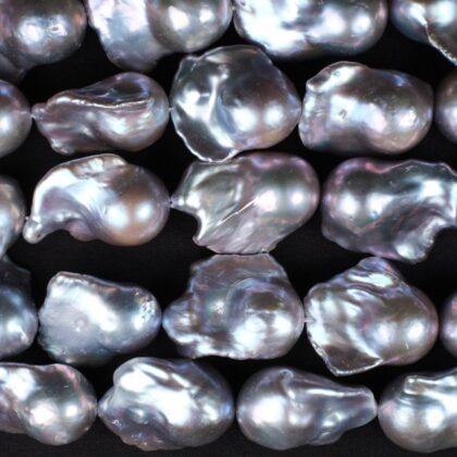 Grey baroque pearls Ø 17