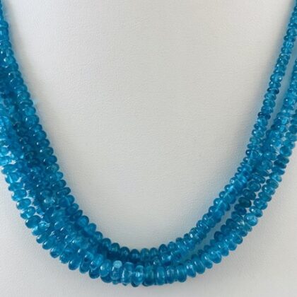 Filo di apatite naturale